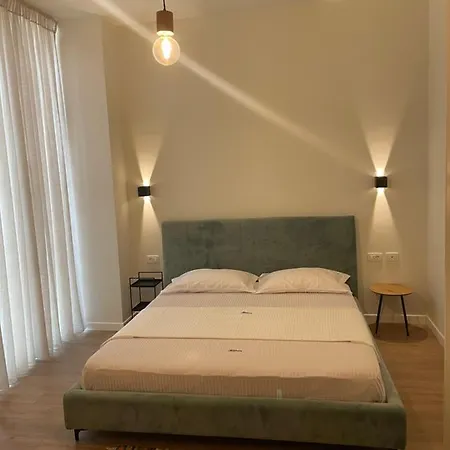 Vila Polifonia - - Vlore * بالاسي